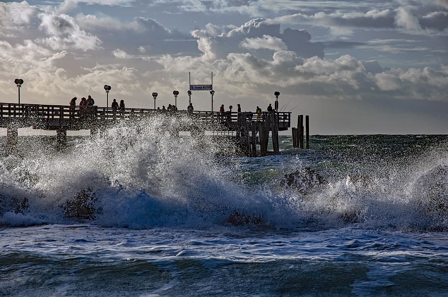 water, wave, surf, sea, spray, baltic sea, sea bridge, sky HD wallpaper