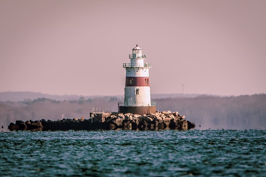 lighthouse, water, tower, sky, building exterior, built structure HD wallpaper