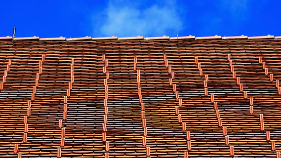 brown roof, tile roof, building, rug, housing, architecture, amphitheatre HD wallpaper
