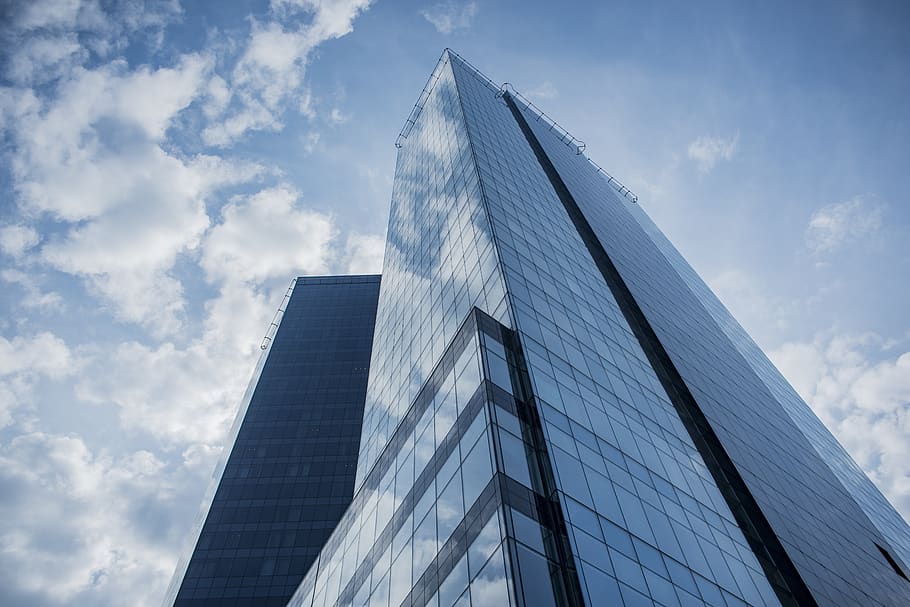 buildings, glass, reflection, perspective, sky, urban, city HD wallpaper