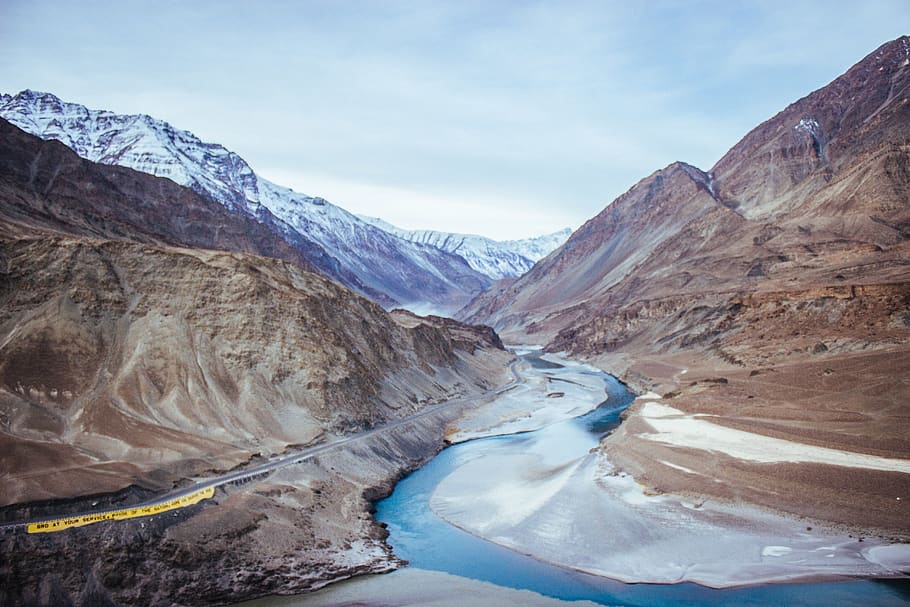 water sream, mountain, scenics - nature, mountain range, beauty in nature HD wallpaper