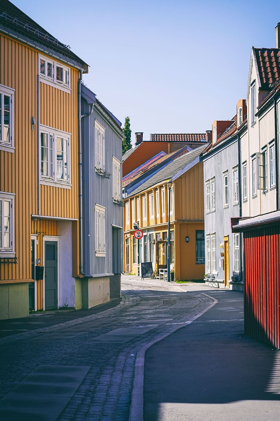 path, norway, trondheim, walkway, sidewalk, pavement, door, HD wallpaper