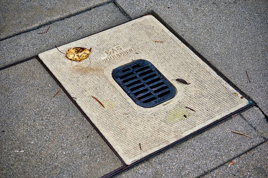 gray manhole cover, drain, sewer, rug, floor, flagstone, symbol HD wallpaper