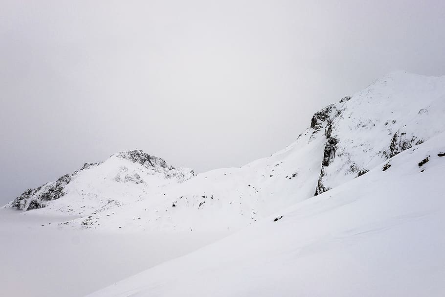 snow covered mountain under white clouds, cold temperature, winter HD wallpaper
