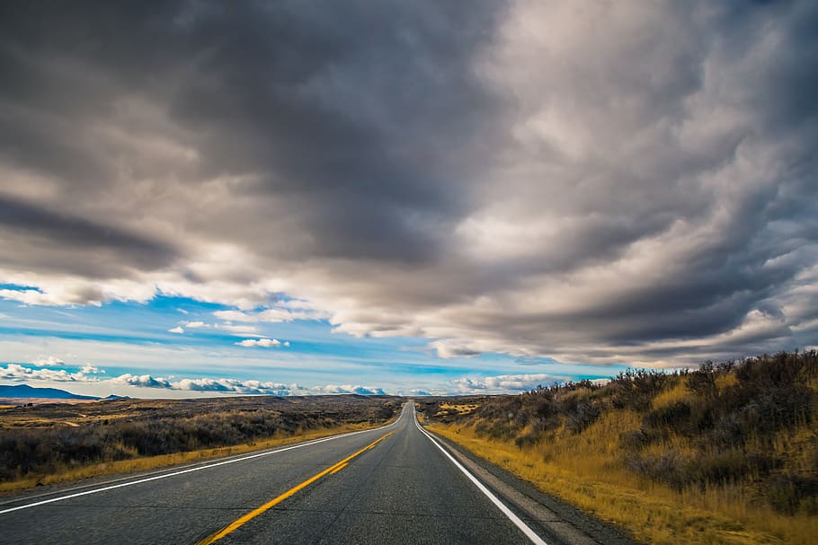 Concrete Road , asphalt, clouds, empty, highway, perspective HD wallpaper