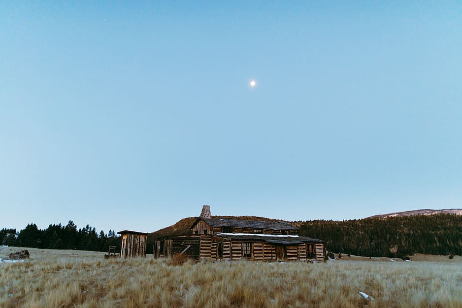 brown house, moon, sky, architecture, built structure, no people HD wallpaper