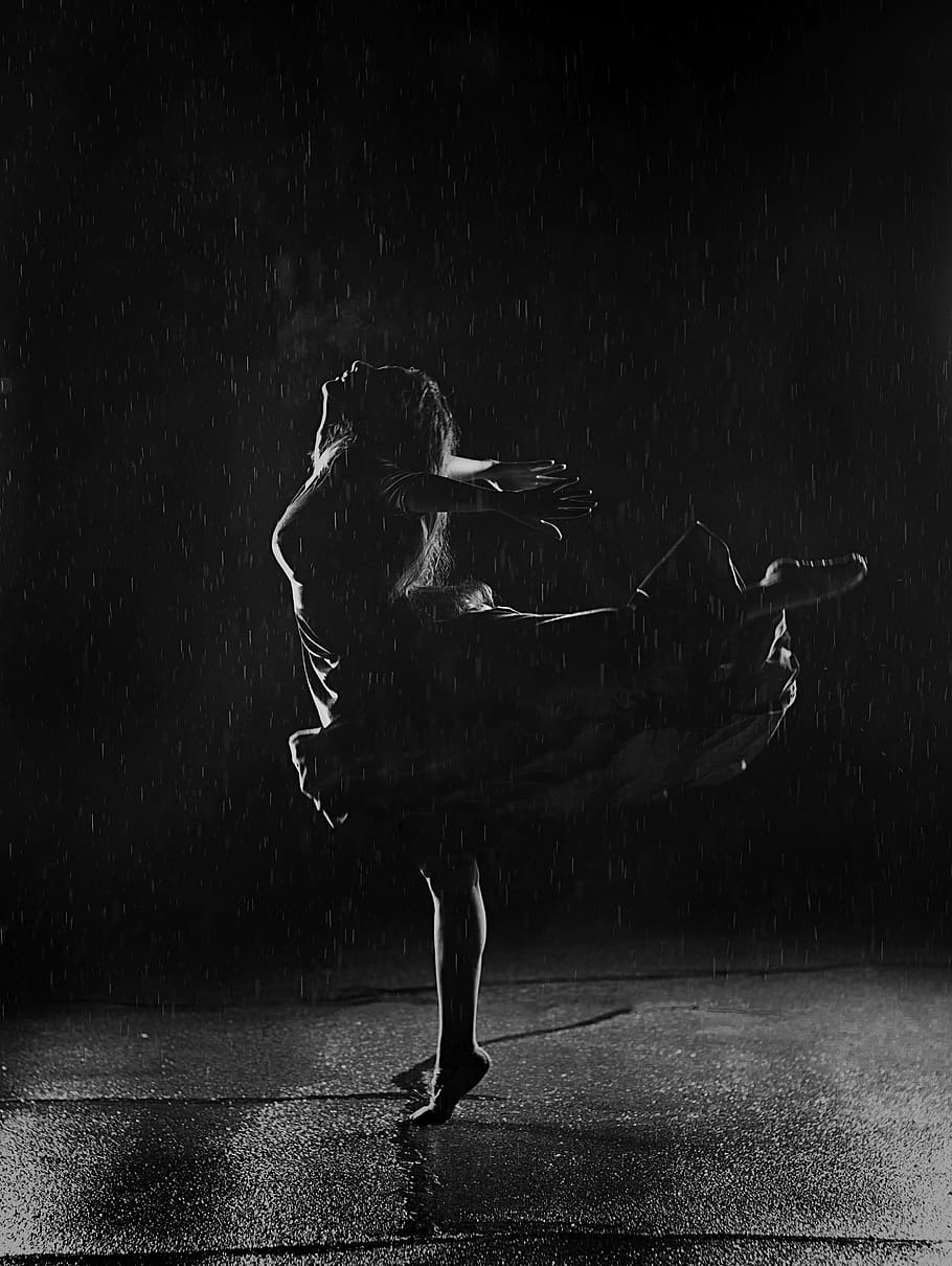 dancing woman, real people, full length, one person, motion, women HD wallpaper