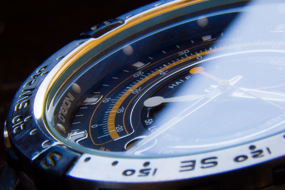 Round Analog Watch, close up, time, wristwatch, number, close-up HD wallpaper