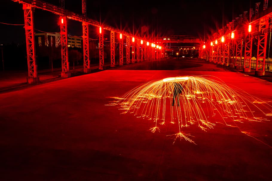 lighted red lights at night, sparkle, industrial, steelwhool HD wallpaper