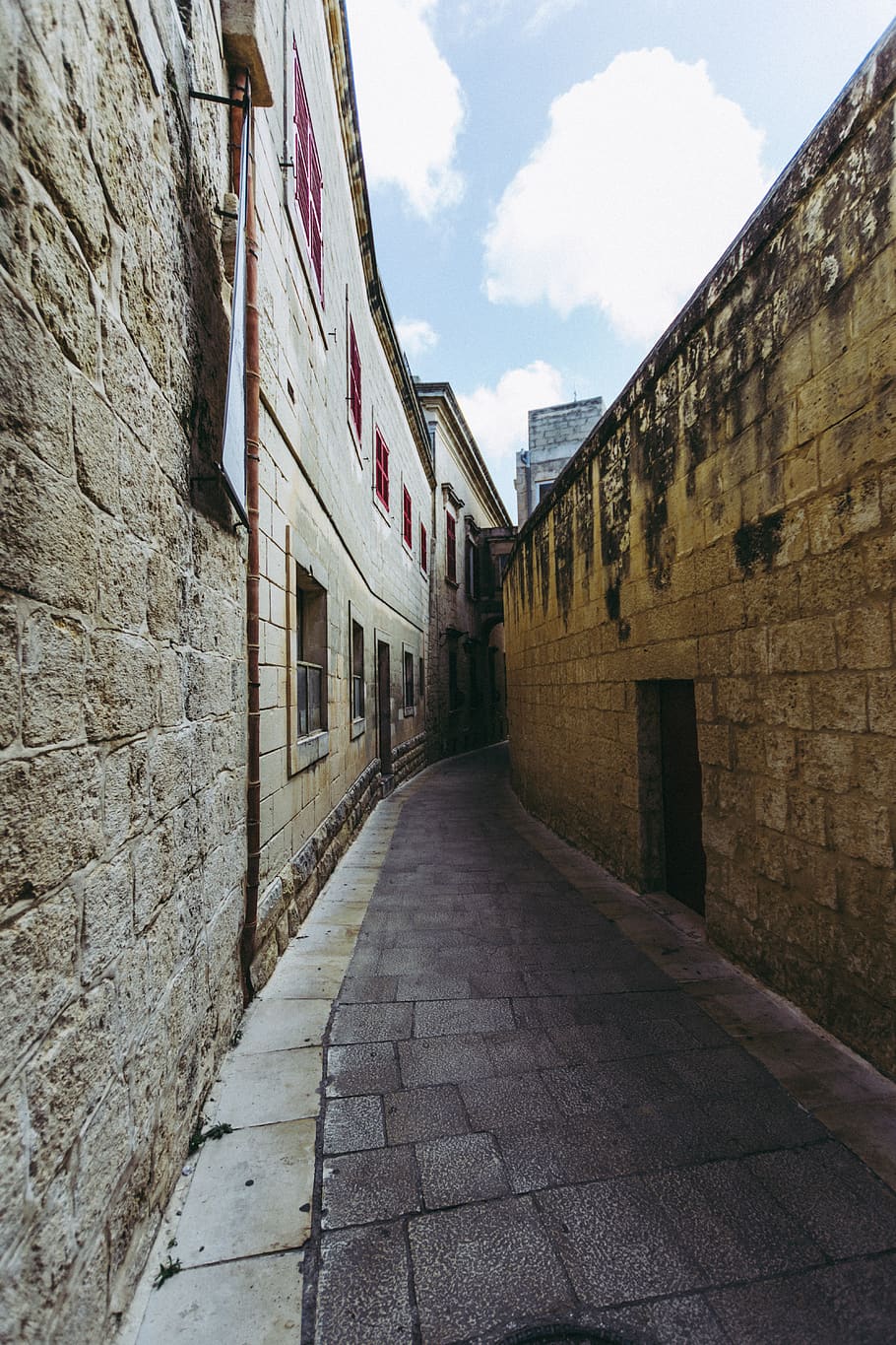 beige concrete brick, old city, geek, game of throne, street to nowhere HD wallpaper