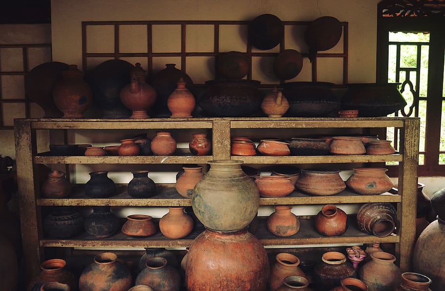 pots, vases, earthen, cermaic, museum, ancient, vintage, old HD wallpaper