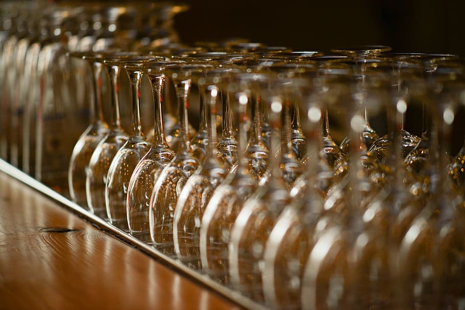 wine, glasses, row, alcohol, drink, celebrate, celebration HD wallpaper
