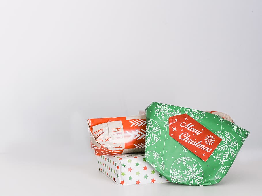three assorted gift boxes, studio shot, copy space, indoors, celebration HD wallpaper