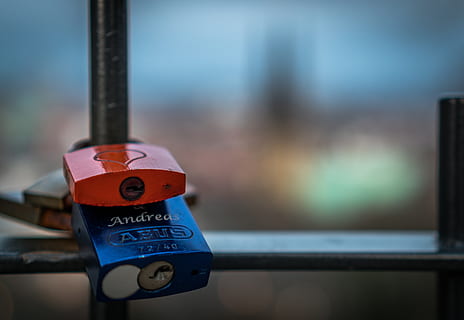 bielefeld, castle, bokeh, romantic, grid, heart, love, fence HD wallpaper