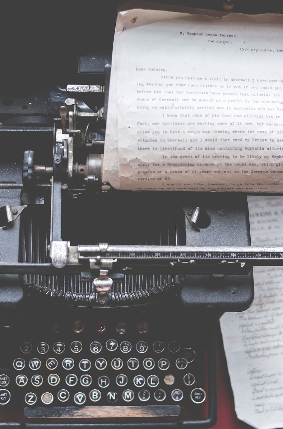 letter, typewriter, vintage, typography, communication, old typewriter HD wallpaper