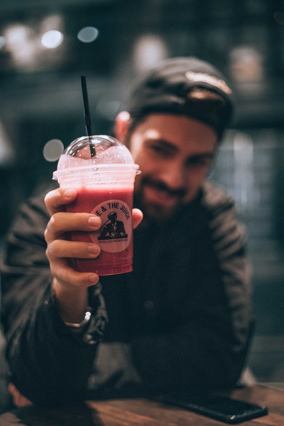 man holding plastic cup, drink, refreshment, food and drink, glass HD wallpaper