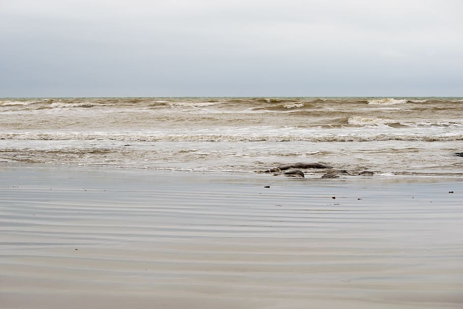 beach, waves, sea, sand, stones, horizon, water, sky, beauty in nature HD wallpaper