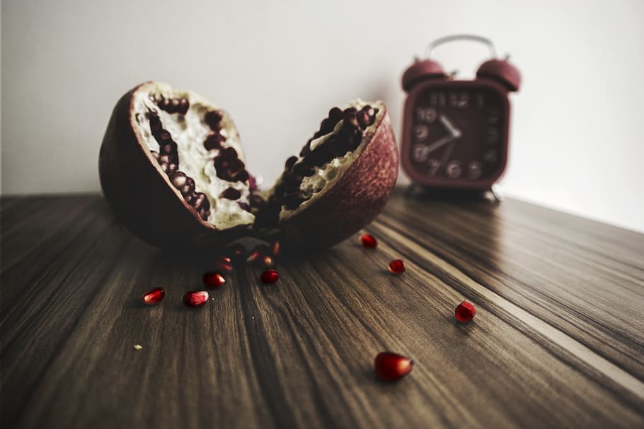 wooden, table, pomegranate, pulp, fruit, food, vitamins, blur HD wallpaper