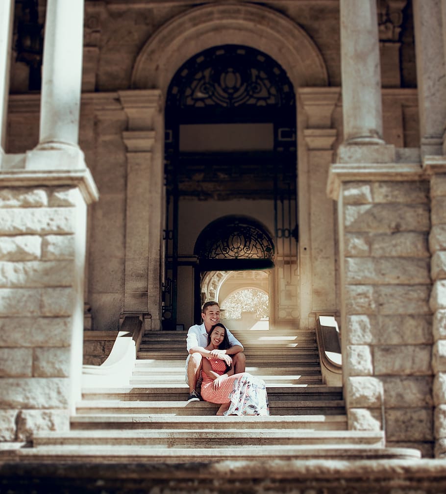 Woman Leaning on Man Sitting on Concrete Stair, arch, architecture HD wallpaper