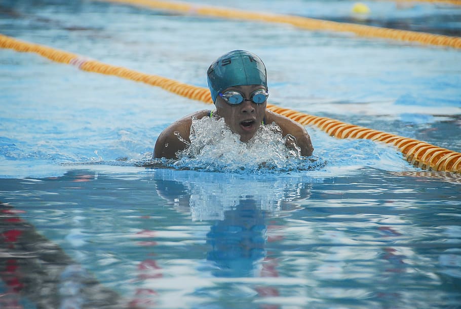 Shallow Focus Photo of Person Swimming, action, active, athlete HD wallpaper