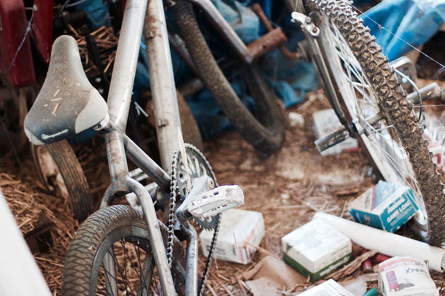 abandoned, no people, large group of objects, bicycle, day HD wallpaper
