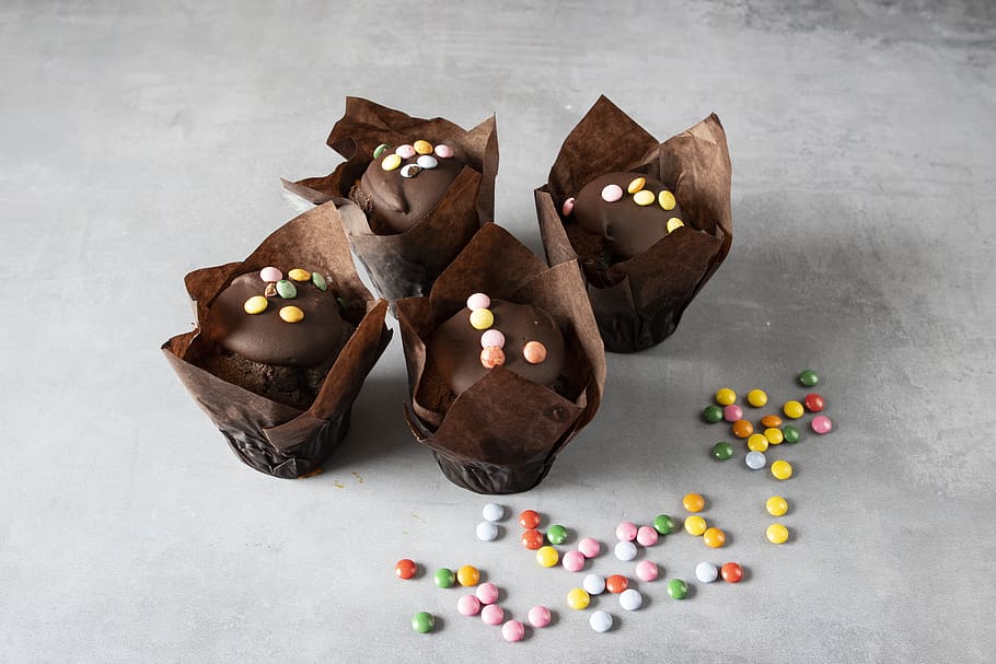 cake, muffien, smarties, chocolate, sweet food, indoors, food and drink HD wallpaper