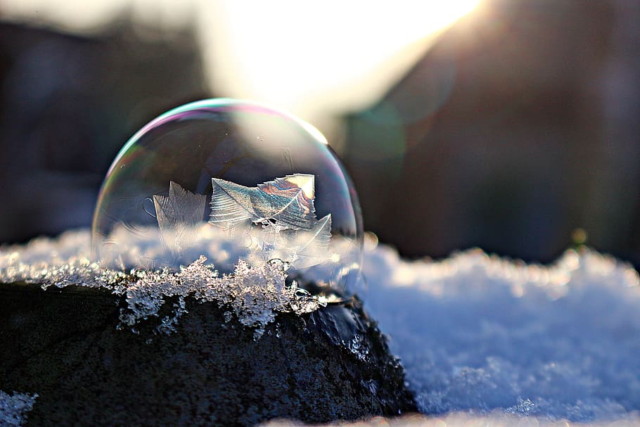 frozen bubble, soap bubble, ice bubble, eiskristalle, ball HD wallpaper