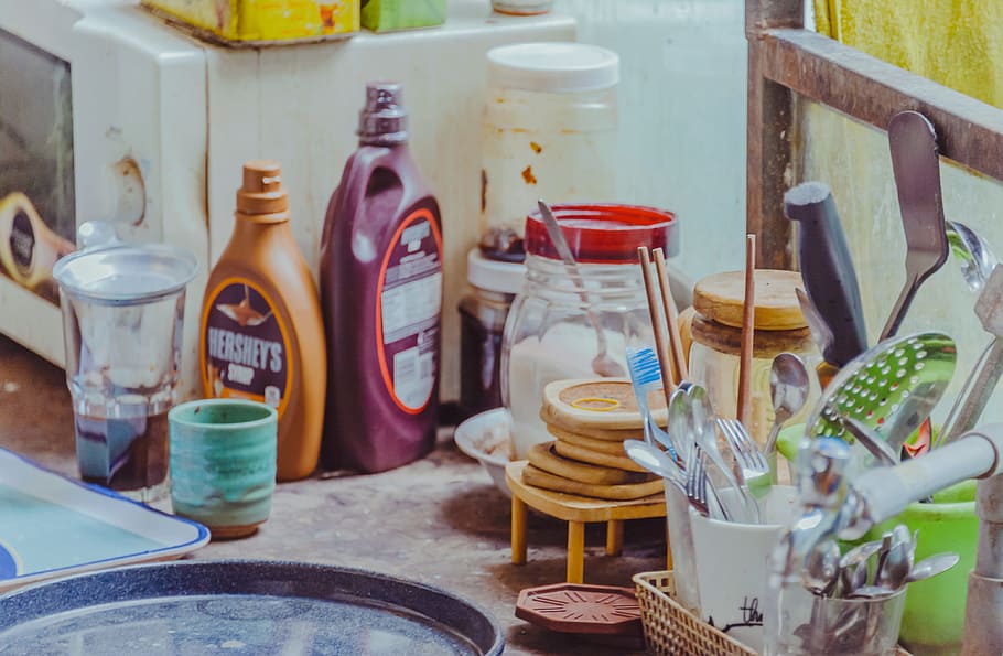 White Ceramic Mug Beside Brown Wooden Bowls, bottles, close-up HD wallpaper