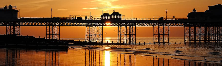 pier, ocean, beach, reflection, sea, water, sunset, sky, evening HD wallpaper