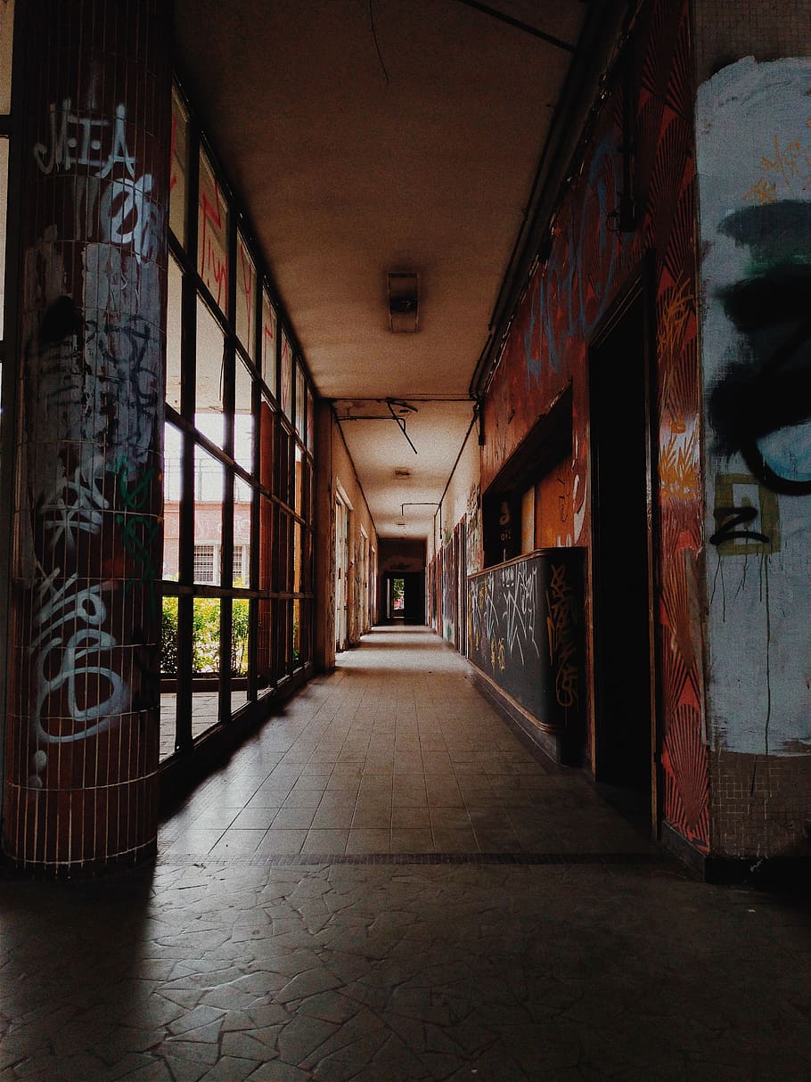Empty Gray Concrete Pavement Hallway, architecture, ceiling, colors HD wallpaper