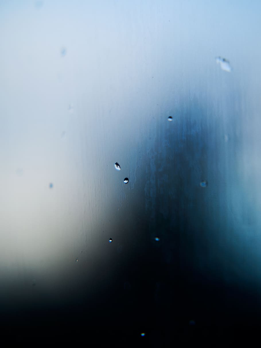 water, drops, window, dirty, blue, blur, blurred, white, delicate HD wallpaper