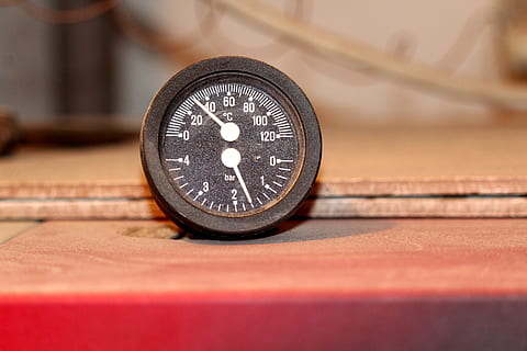 thermometer, cellar, interior, boiler, the thermometer on the boiler HD wallpaper