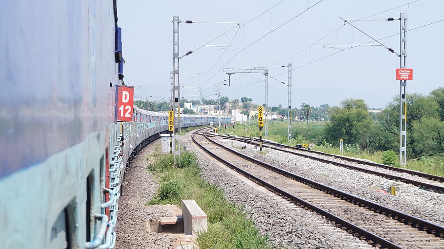 india, vellore, katpadi, train, train track, red, yellow, railway HD wallpaper