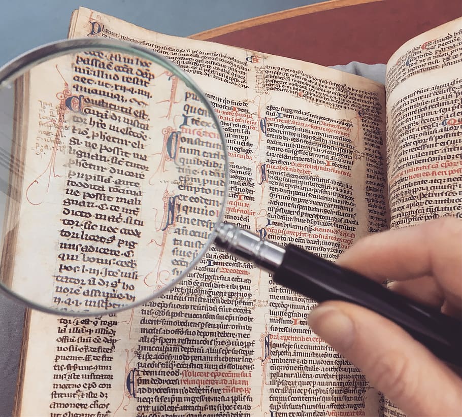 Person Holding Magnifying Glass Pointing on Book, antique, hand HD wallpaper