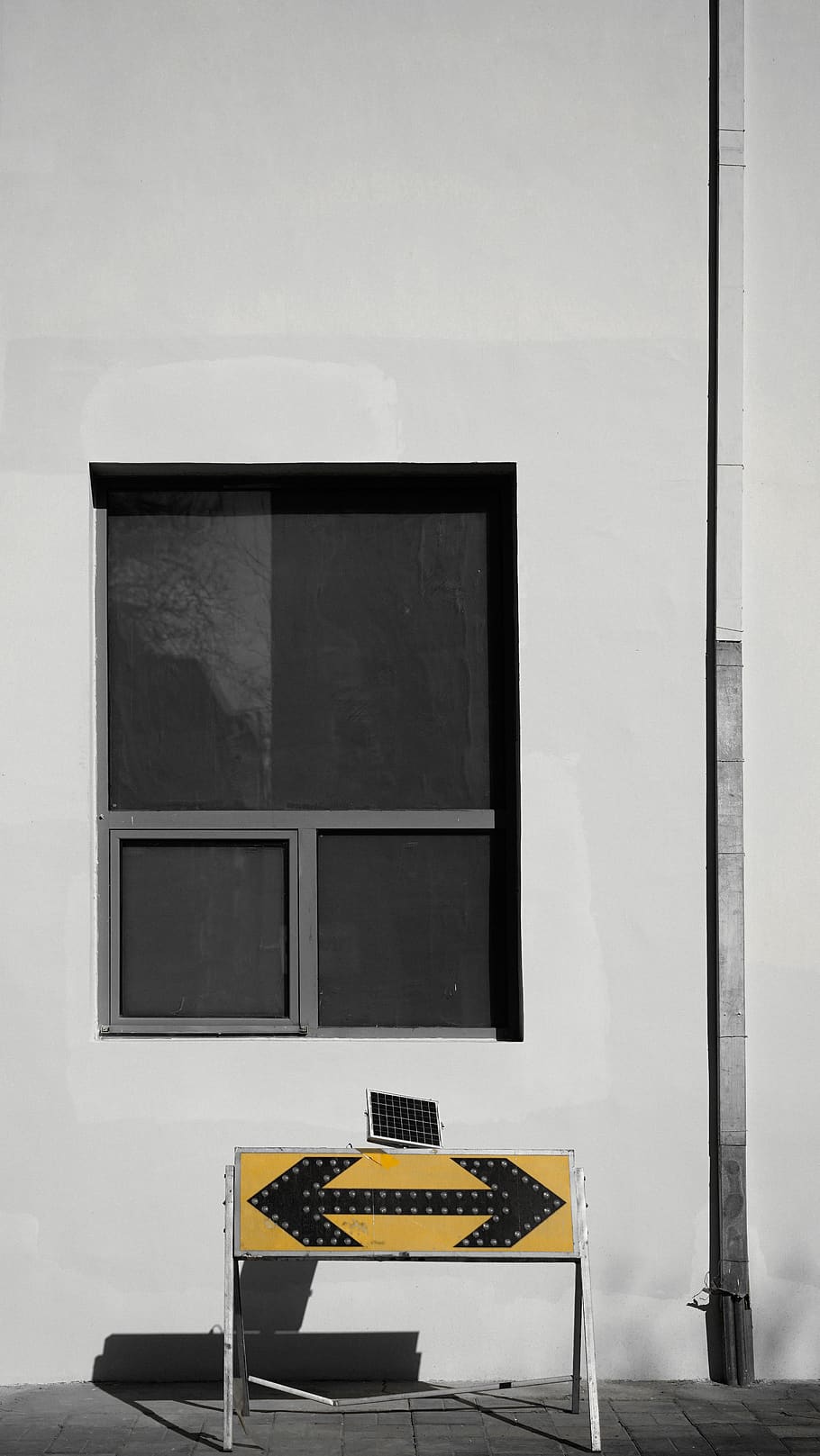 arrow right signage, no people, window, architecture, wall - building feature HD wallpaper