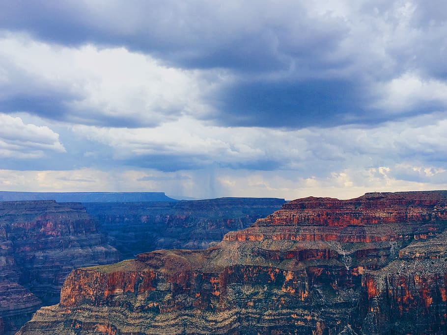 Rock Mountain View Under White Clouds, canyon, cliff, cloudy HD wallpaper