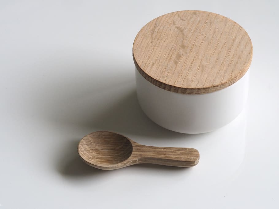 Close-up Photography of White and Brown Wooden Container and Spoon, HD wallpaper