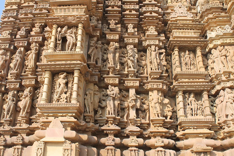 Devotees' enchanting sound mesmerises Ujjain Mahakal Temple | Watch