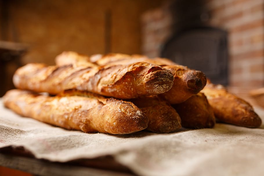 Six Baked Breads, baguette, bakery, blur, close-up, delicious HD wallpaper