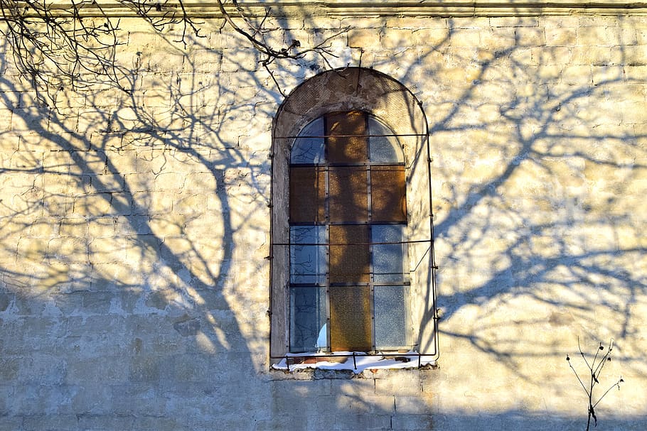 gray concrete wall, window, home decor, shadow, ukraine, church HD wallpaper