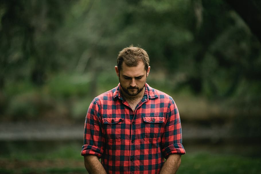 people, man, checkered, flannel, sad, trees, nature, green HD wallpaper