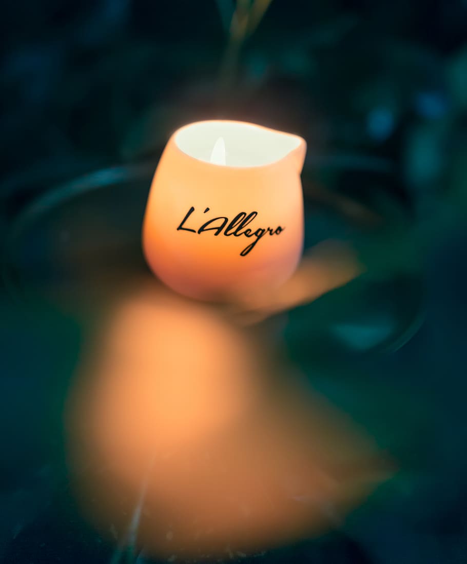 text, western script, illuminated, close-up, focus on foreground HD wallpaper