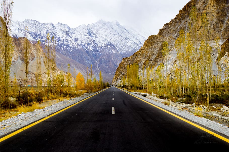 Asphalt Road Between Rock Mountains, daylight, horizon, landscape HD wallpaper