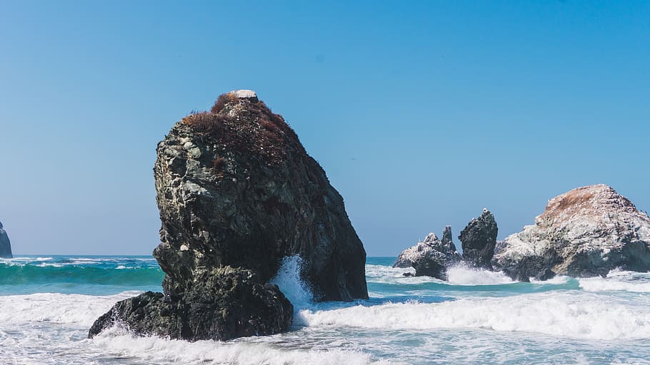 rocks, waves, ocean, water, outside, beach, waves crashing HD wallpaper