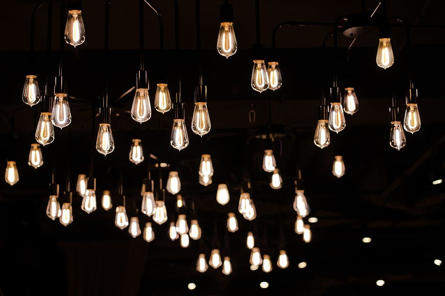 incandescent light bulbs, lighting equipment, illuminated, hanging HD wallpaper
