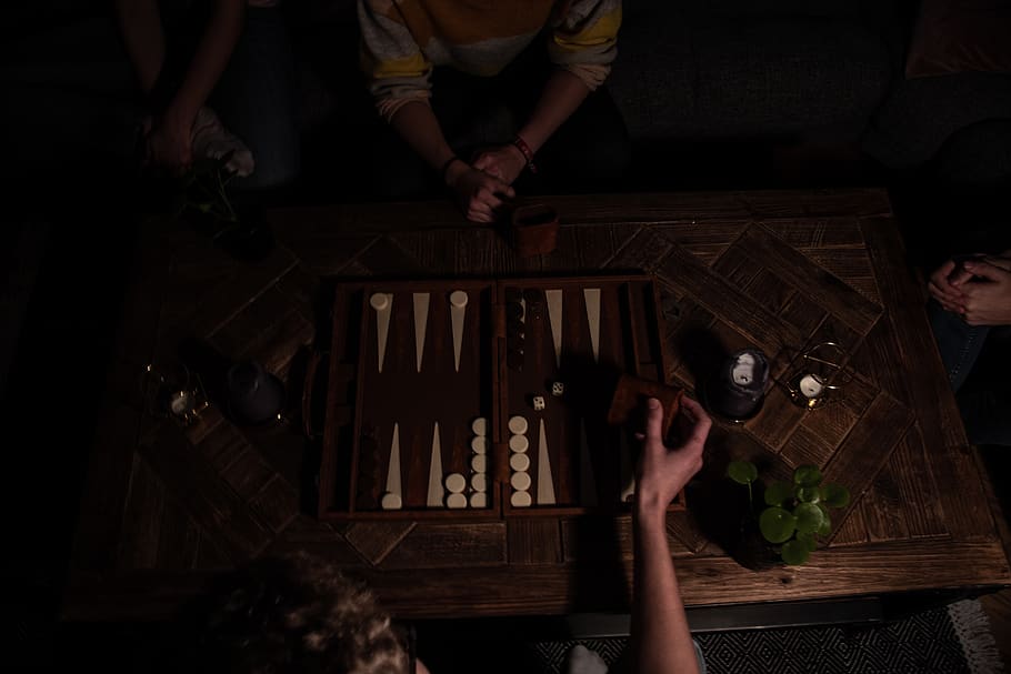 Two Person Playing Backgammon, board game, close-up, dark, hands, HD wallpaper