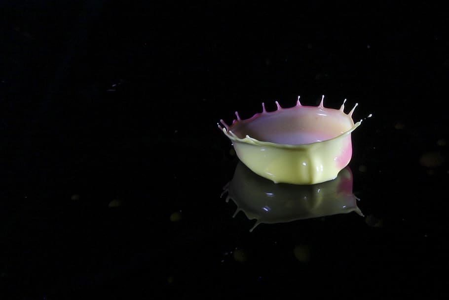 crown, water, drop, indoors, studio shot, copy space, black background HD wallpaper