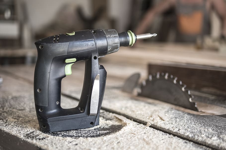 screwdriver, table saw, tools, wood, master, job, craft, work HD wallpaper