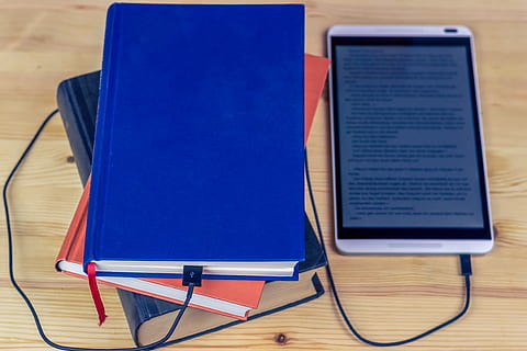 ebook, tablet, touch screen, read, mobile, education, multimedia HD wallpaper