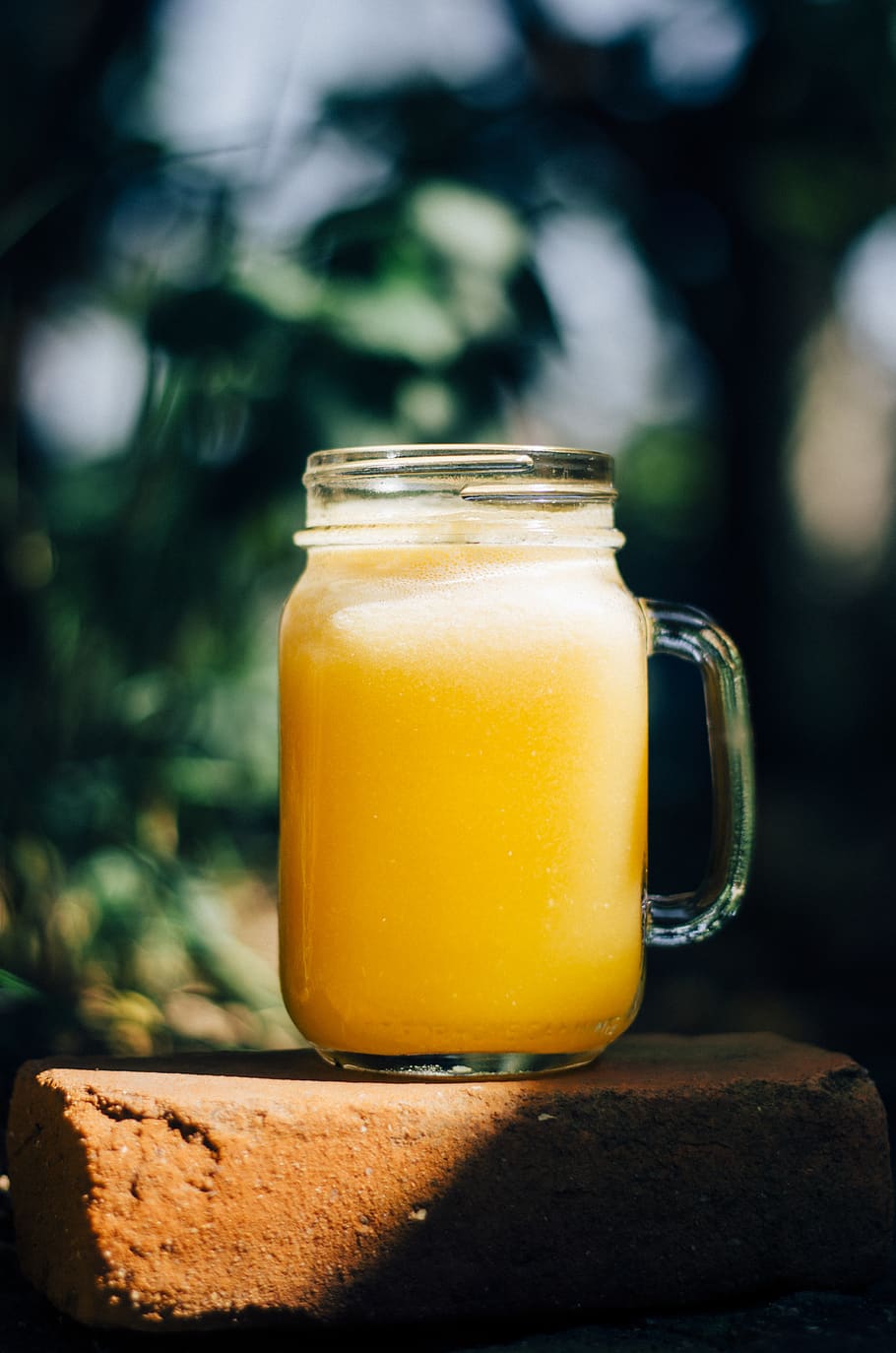 Clear Glass Jar on Block, beverage, blur, cold, dawn, delicious HD wallpaper